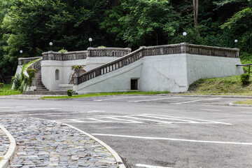 Interesting construction, classic architecture, interesting details.