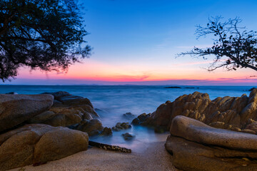 Seascape at stone with twilight sky, Koh Man Klang, Rayong