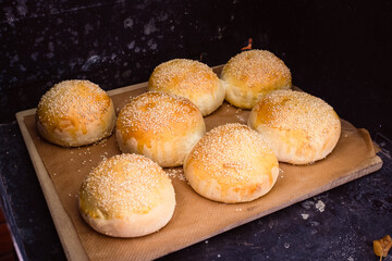 selbstgemachte Burgerbuns, Burgerbrötchen