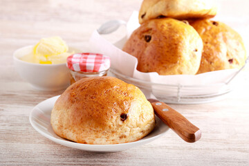 Sweet buns with raisin