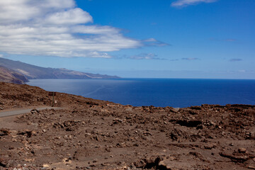 Paisaje volcanico al suroeste de la isla de El Hierro.