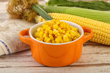 Canned yellow corn in the bowl