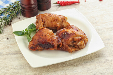 Roasted chicken leg with spicy sauce