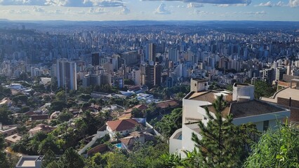 Obraz premium belo horizente from above, builds, sunset brazil