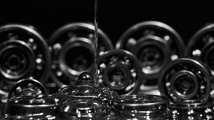 Lubricating oil. Rolling bearings.