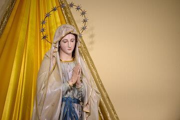 Statue of the Virgin Mary, the Queen of Peace, in the St James church during the Easter period in...