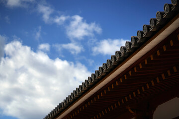 Fototapeta na wymiar Decorative clay roof of Japan heritage building