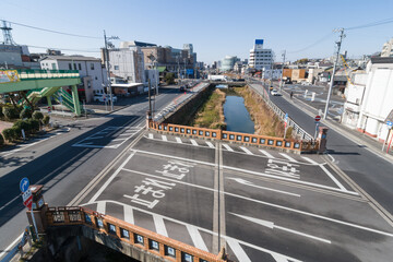 瀬戸市宮前橋と瀬戸川沿いの景観