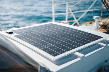 Solarpanel auf Segelboot