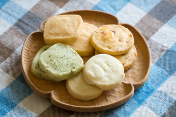 チーズビスケット