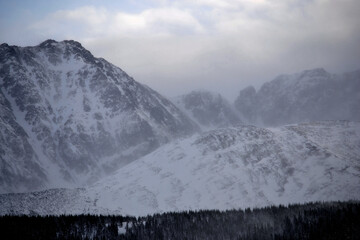 Tatry, zagrożenie lawinowe, zima, śnieg, zamknięte szlaki, góry, niebezpiecznie, - obrazy, fototapety, plakaty