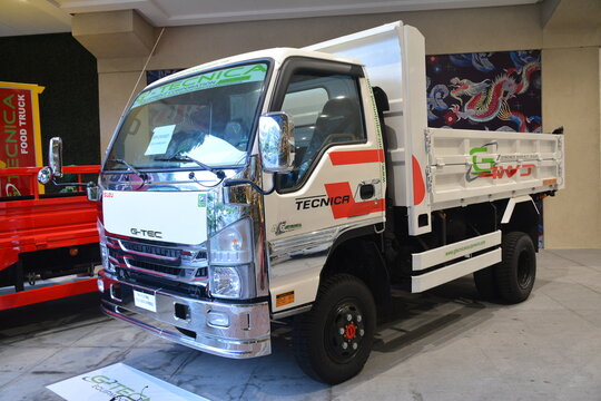 Isuzu dumptruck at All out car show in Paranaque, Philippines