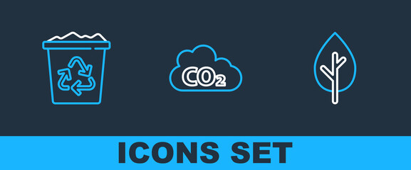 Set line Tree, Recycle bin with recycle and CO2 emissions cloud icon. Vector