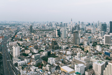 Obraz premium cityscape Bangkok from high altitude during the day in Thailand