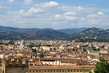 Fototapeta premium A panoramic view of the Florence skyline.