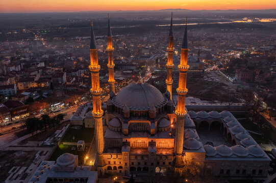 Fototapeta Selimiye Mosque exterior view in Edirne City of Turkey. Edirne was capital of Ottoman Empire.