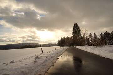Naklejka premium road in the snow