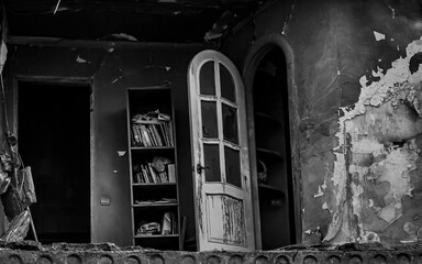 Borodyanka,Kyiv Region 02.05.2023 A surviving apartment in a bombed-out building