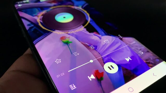 music is playing on mobile 
