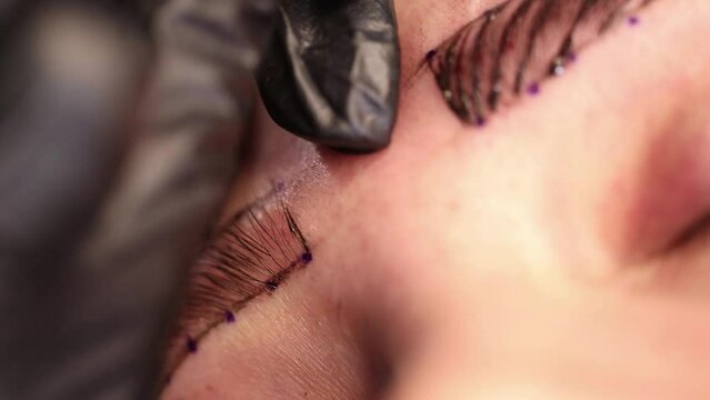 Eyebrow microblading