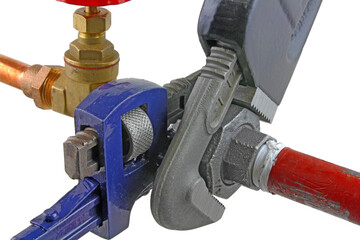 Wrenches on pipework