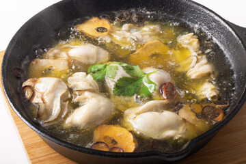 牡蠣のアヒージョ