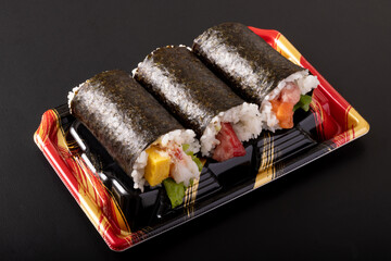 海鮮花絵巻　恵方巻き