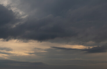 Fototapeta premium sky replacement orange and gray clouds