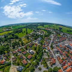 Bad Wurzach in Oberschwaben aus der Luft - Ausblick nach Süden ins Tal der Wurzacher Ach