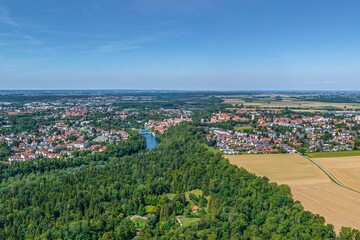 Blick über den Wildpark am Lech auf Landsberg 