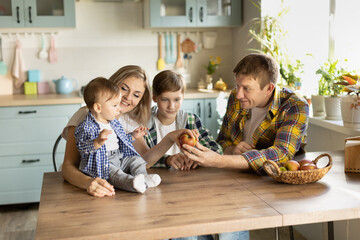 Fototapeta premium family with two children