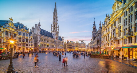 Grand Place in old town Brussels, Belgium city skyline - obrazy, fototapety, plakaty
