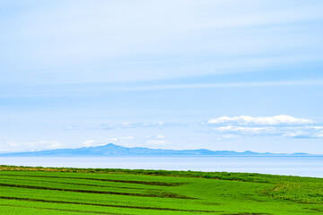 北海道 温根沼大橋から根室半島を行く
