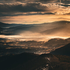 Kotlina Żywiecka o wschodzie