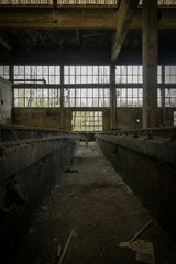 Fototapeta premium Garage de réparation de train abandonner 
