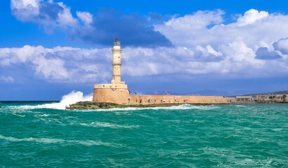 Leuchtturm am venezianischen Hafen von Chania, Kreta 