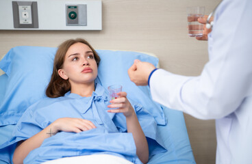 Fototapeta premium When a patient needed to be hospitalized, the doctor gave them medicine. Before going to bed