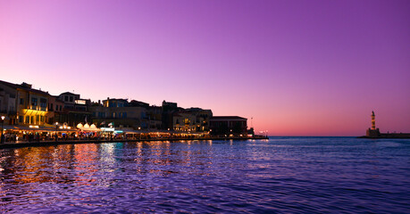 Fototapeta premium Sonnenuntergang am venezianischen Hafen von Chania, Kreta