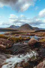 Fotobehang Wasserfall in den schottischen Highlands, Panoramablick © Max