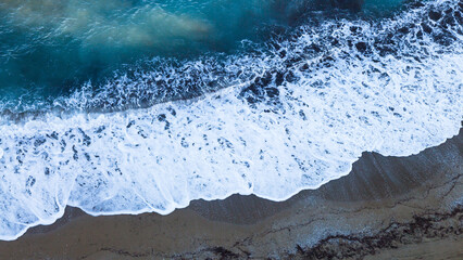 Obraz na płótnie Canvas Bad weather with raging waves in choppy sea.