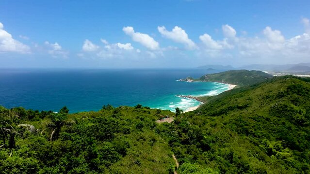 Der Aussichtspunkt Mirante da Boa Vista - Florianoplis. Wundersch&ouml;ner Blick &uuml;ber tropischen Wald aufs Meer und einem See. T&uuml;rkiser Atlantik 8