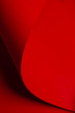 Graphic and geometrical red paper curve