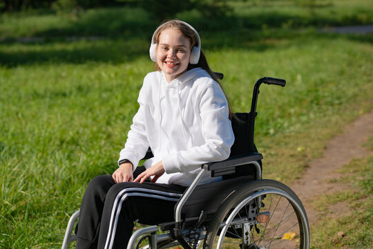 wheelchair outdoors activity