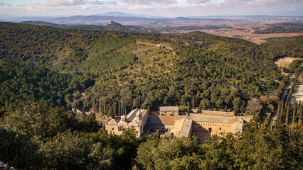 Vue aérienne de l'abbaye de Fontfroide, aerial view of an Abbey
