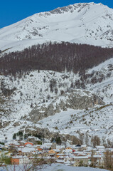 Foto vertical de La U&ntilde;a nevado, en Leon

