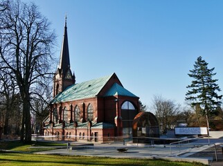 Fototapeta na wymiar Nicolauskirche in Hamburg-Alsterdorf