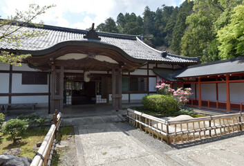Fototapeta premium 春の鞍馬寺 本坊 京都市左京区