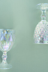 오팔 와인잔 배경과 카피공간