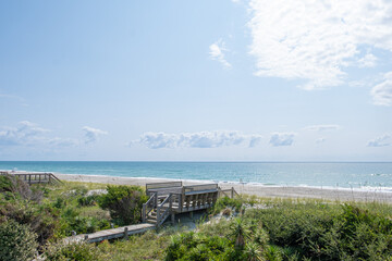 Obraz premium Stairs leading to the beach