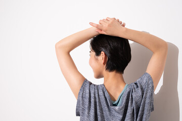 運動やダイエットなどのイメージで使えそうな女性のアップ　顔無し